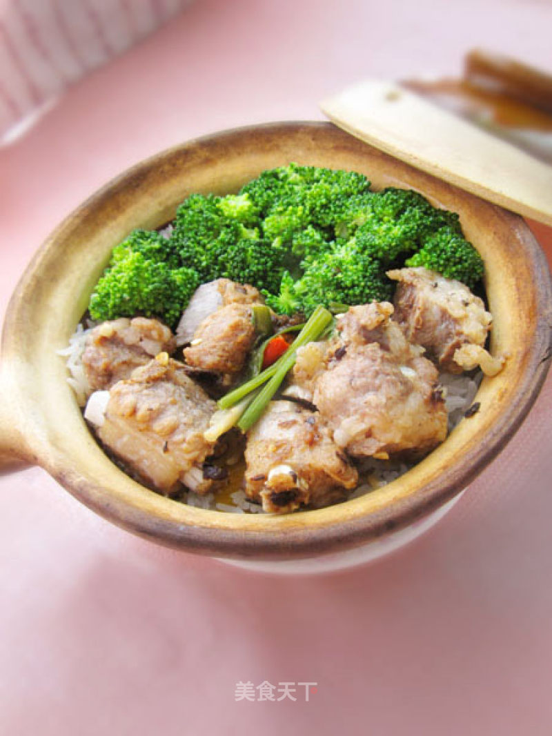 Soy Pork Ribs Claypot Rice recipe