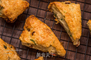 Cheddar and Bacon Scone recipe