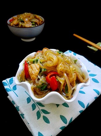 Fried Vermicelli with Sliced Pork recipe