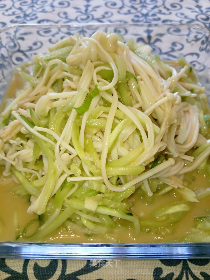 Cucumber Enoki Mushroom with Hash Sauce recipe