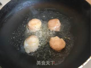 Pan-fried Scallops recipe