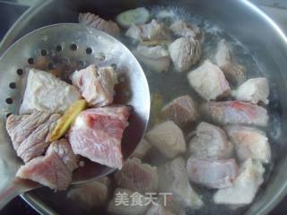 Chilled Meaty Mutton: Braised Mutton with Radish recipe