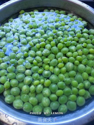 An Old Friend Who Cares about Health-chicken Breast Stew with Horseshoe Peas recipe