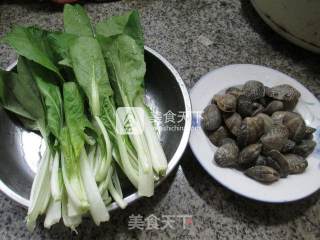 Cabbage Clam Soup recipe