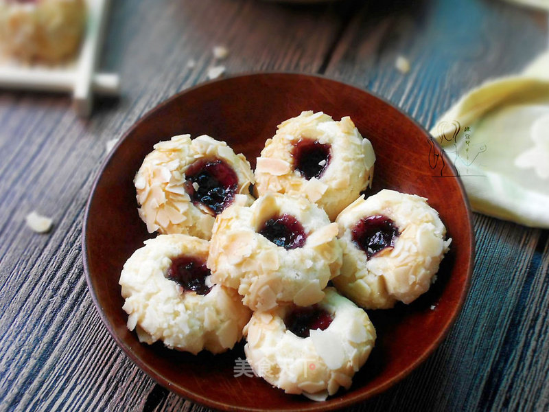 #aca烤明星大赛# Almond Jam Cookies recipe