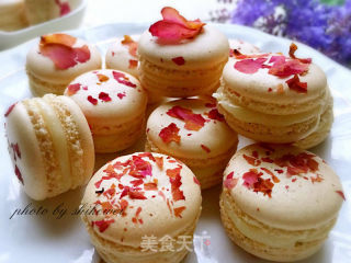 Rose Macaron recipe