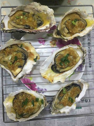 Grilled Oysters with Garlic recipe