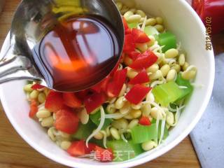 Soy Bean Sprouts Mixed with Diced Lettuce recipe