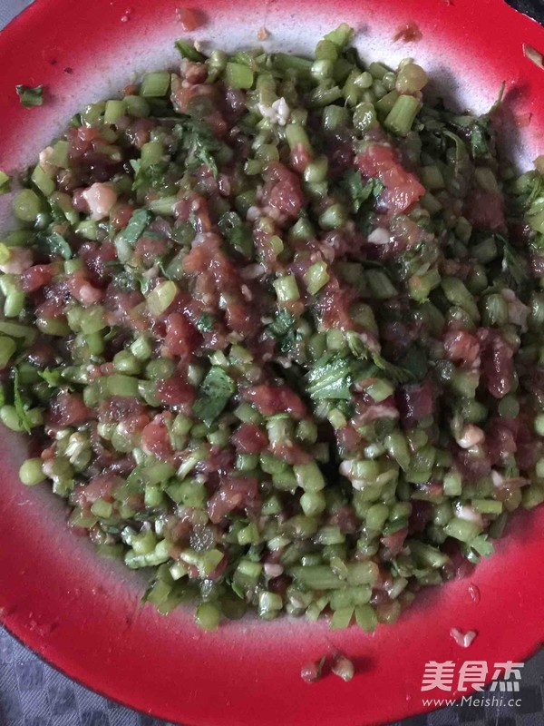 Steamed Meatloaf with Wormwood Stem recipe