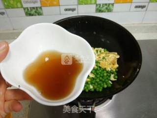 Fried Eggs and Green Beans recipe