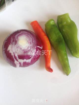 Stir-fried Shredded Beef with Onion recipe