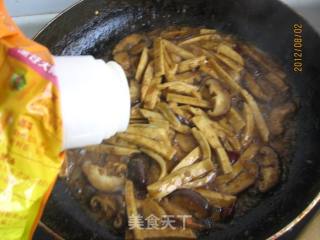 Dried Tofu with Mushroom Sauce recipe