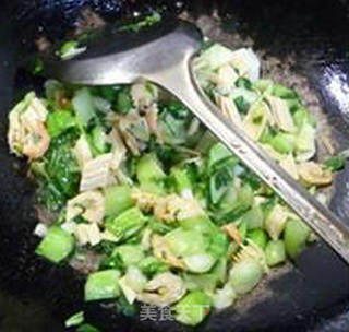 Fried Yuba with Foreign Stir-fried Vegetables recipe