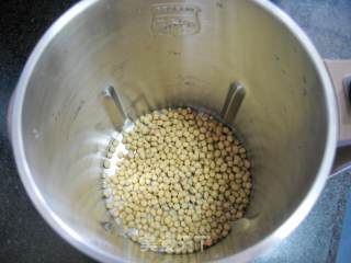 [trial Report of Midea's First Cocoa Soymilk Machine] One:——black Sesame Soymilk recipe