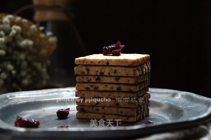 #trust之美# Teaches You How to Make Crisp Cheese Cranberry Biscuit——dongling Baked Cube Dl-k38e recipe