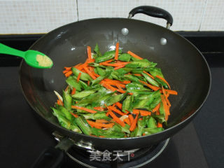 Vegetarian Fried Winged Beans recipe