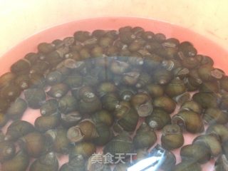 Fried Escargot with Basil recipe