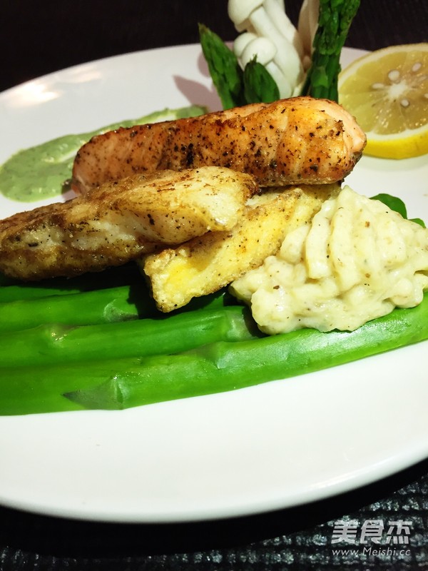 Pan-fried Salmon, Cod, Dragon Fish with Asparagus. recipe