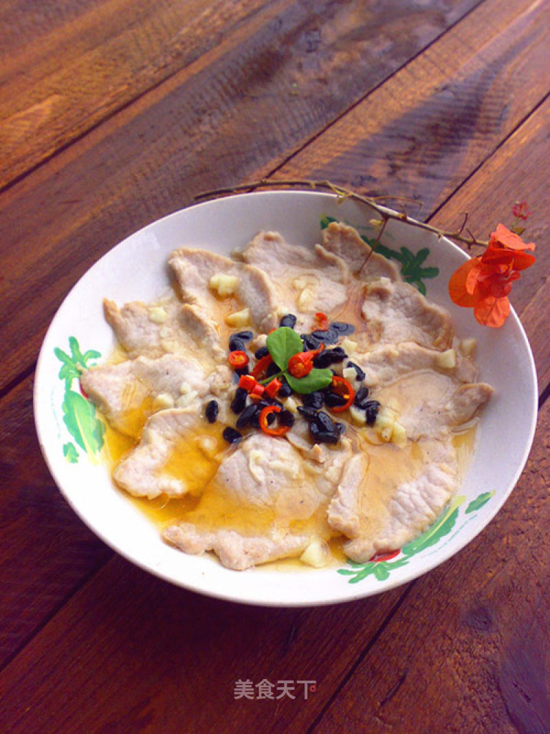 Drum Pepper Steamed Pork Slices recipe