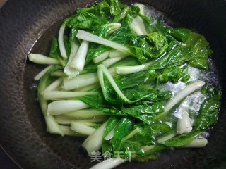 Minced Pork Drizzled with Cabbage recipe