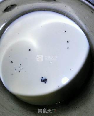 Vanilla Custard Sauce recipe