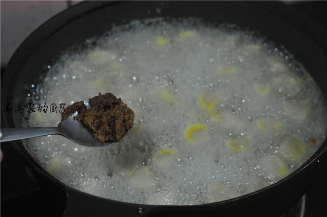 Egg Sweet Potato Flour Meatballs recipe