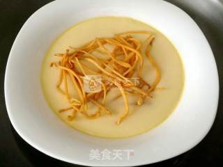 Steamed Egg Custard with Cordyceps Flower recipe