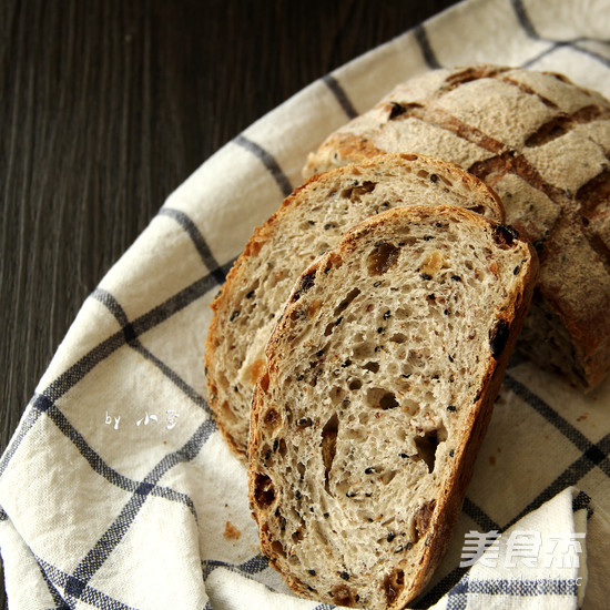 Whole Wheat Black Sesame Buns recipe