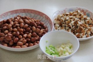 Stir-fried Peanuts with Dried Tofu recipe