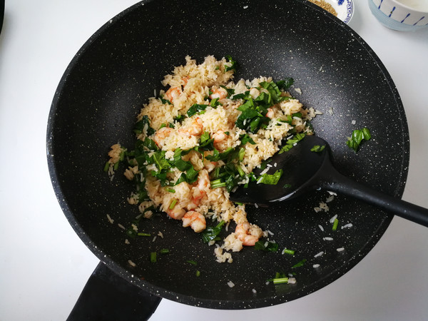 Fried Rice with Spinach and Shrimp recipe