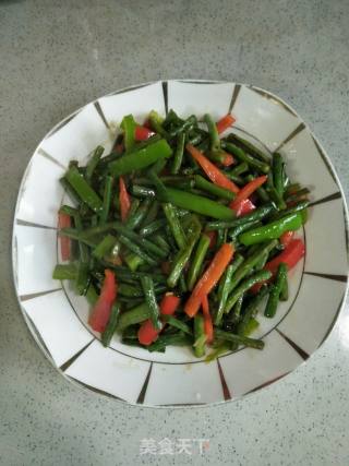 Stir-fried Cowpeas with Double Peppers recipe