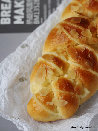 Almond Braided Bread (soup Type, Once Fermented)