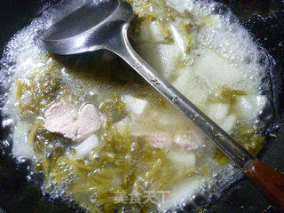 Lean Meat, Pickled Vegetables and Winter Melon Soup recipe