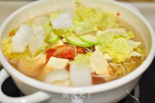 Korean Kimchi Noodle Soup recipe