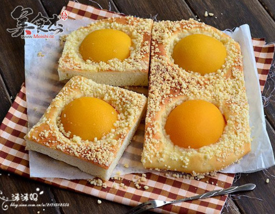 Yellow Peach Crispy Bread recipe