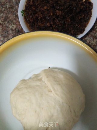 Sprout Meat Buns recipe