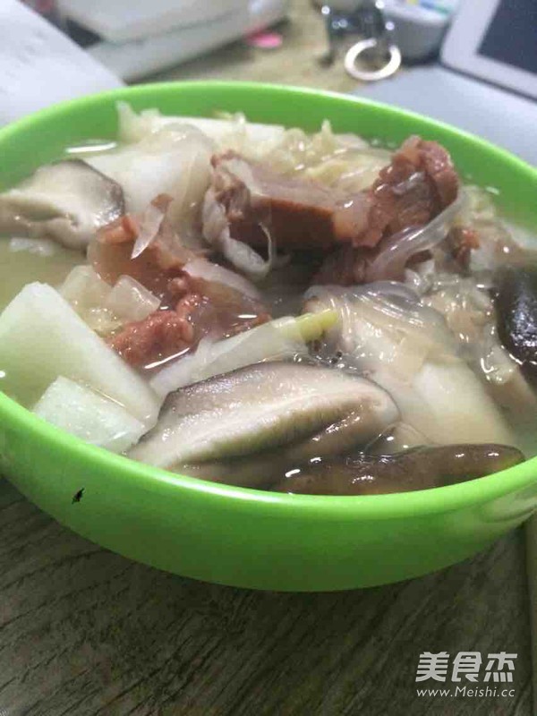 Sauerkraut Beef Vermicelli Soup recipe