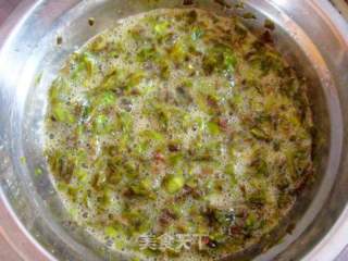 Scrambled Eggs with Toon Sprouts recipe