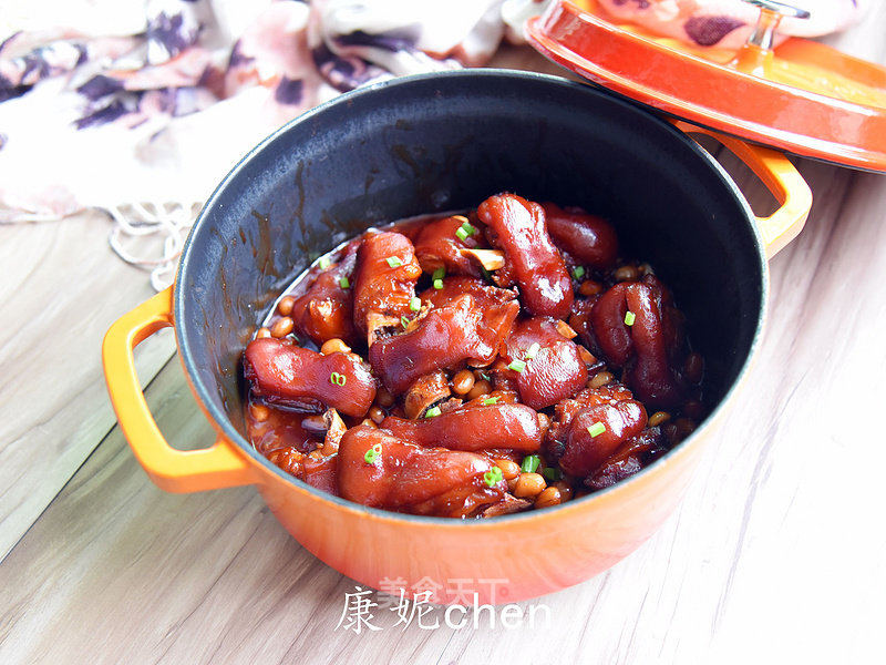 Roast Pork Trotters with Southern Milk and Peanuts recipe