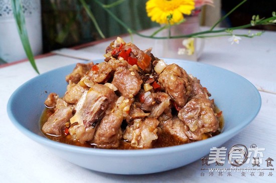 Steamed Spare Ribs with Garlic and Black Bean Sauce recipe