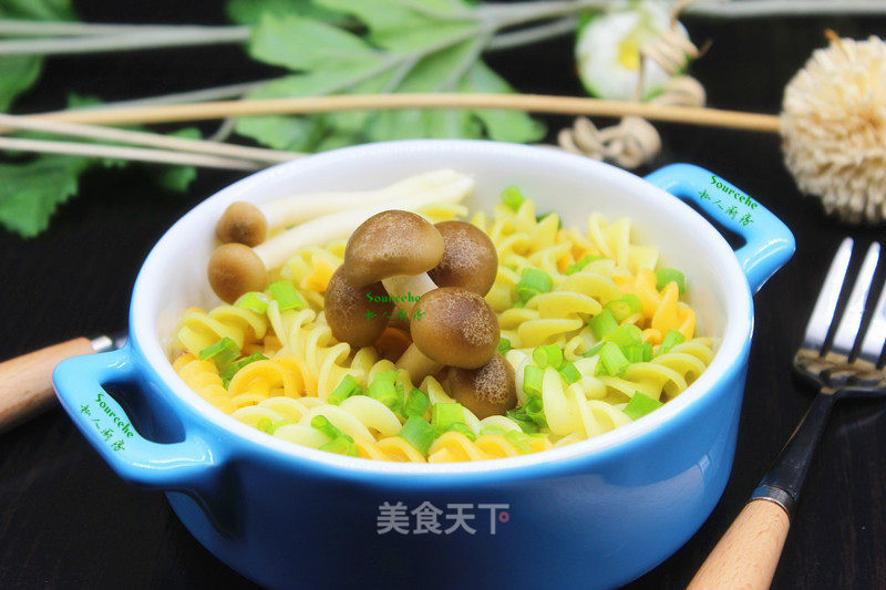 Macaroni with Shimeji Mushroom recipe