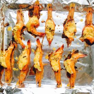 Baked Shrimp with Egg Yolk Cheese recipe