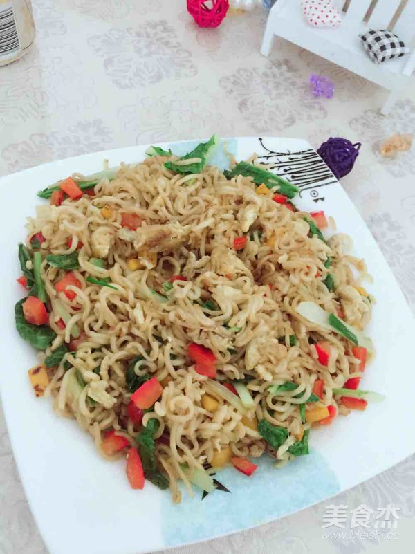 Fried Instant Noodles recipe