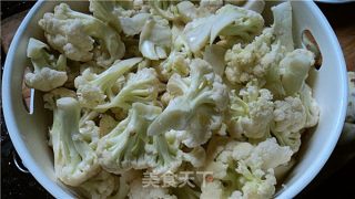 Stir-fried Cauliflower with Perilla recipe