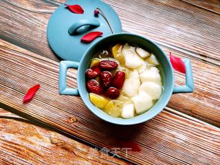 Fruit in The Soup-sweet Pear Sweet Potato and White Fungus Soup recipe