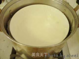 Snowy Mooncakes with Custard Filling recipe