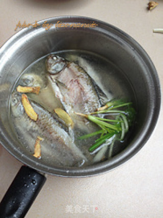 Carp Soup with Shredded Radish recipe