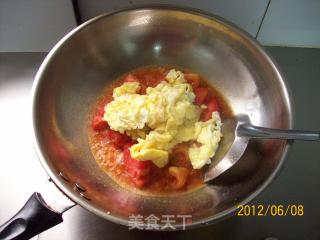Scrambled Eggs with Tomato recipe