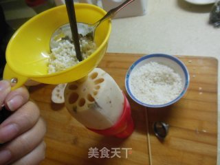 Sweet-scented Osmanthus Glutinous Rice and Lotus Root-send A Three-minute Recipe for Filling Rice recipe