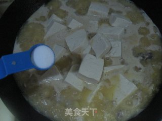 Stewed Tofu with Fish Offal recipe